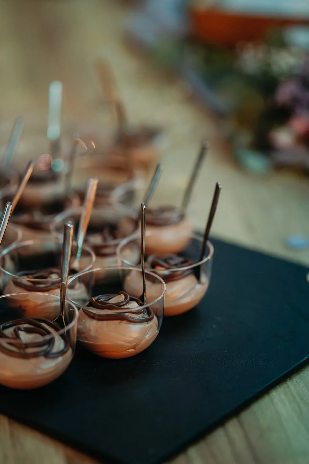 Vasitos de mousse de chocolate
