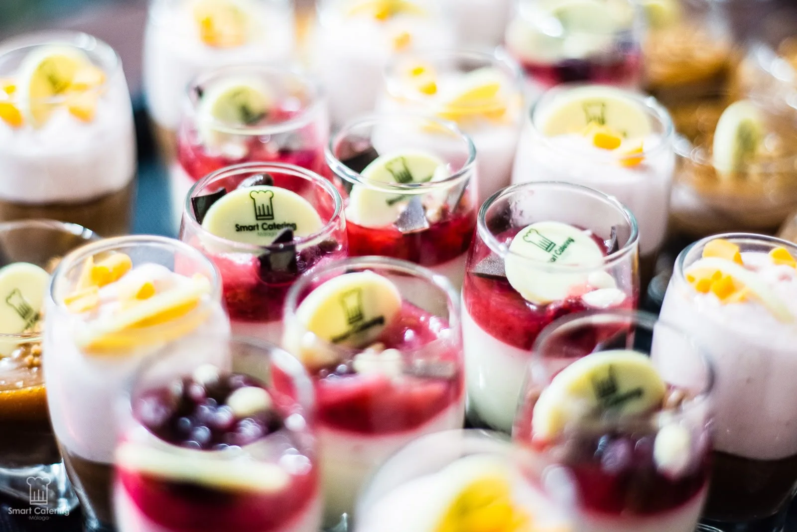 Vasitos de mousse de frutos rojos